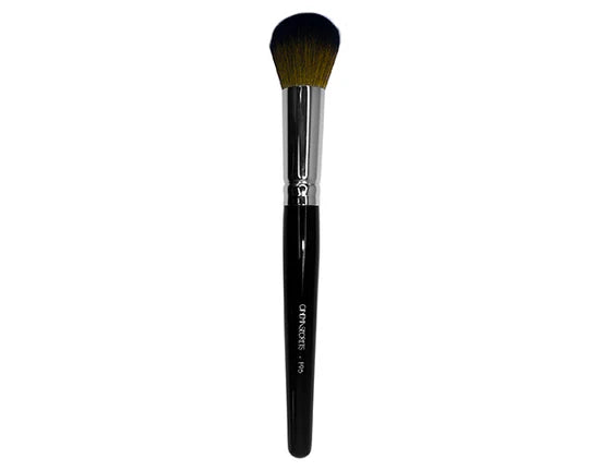 F96- FLUFFY FOUNDATION BRUSH