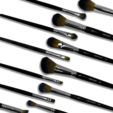 A40- ANGLED BROW BRUSH